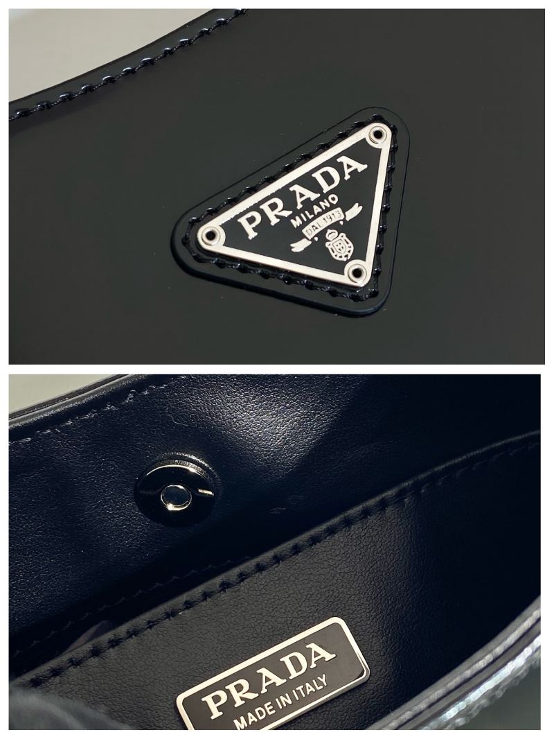 Pra*a hobo bags